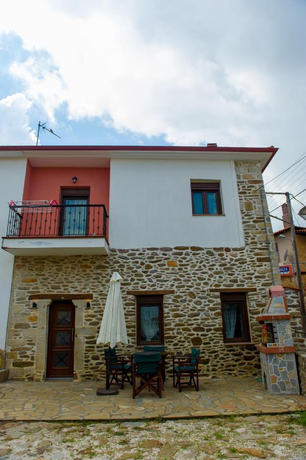 To Petrino Holidays House Metagkitsi 외부 사진