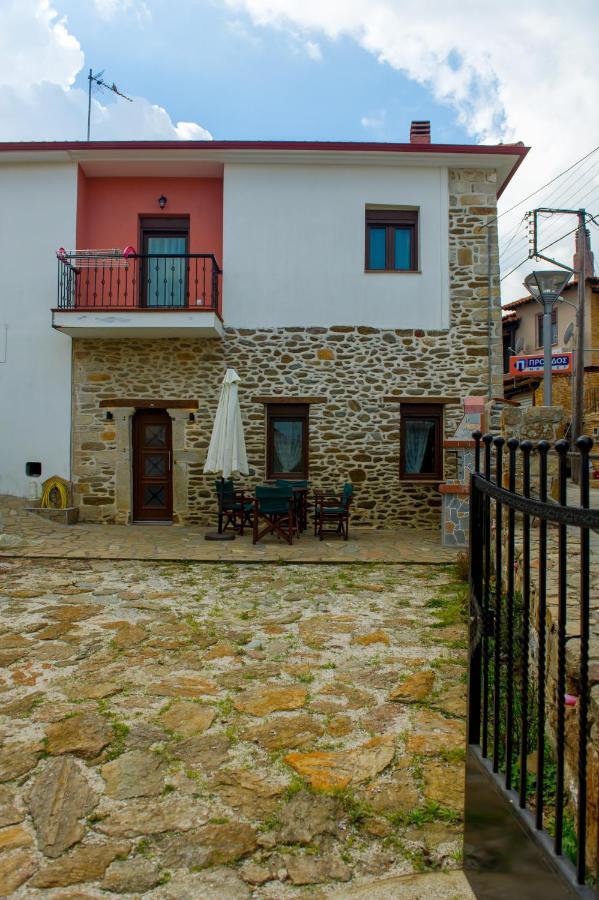 To Petrino Holidays House Metagkitsi 외부 사진