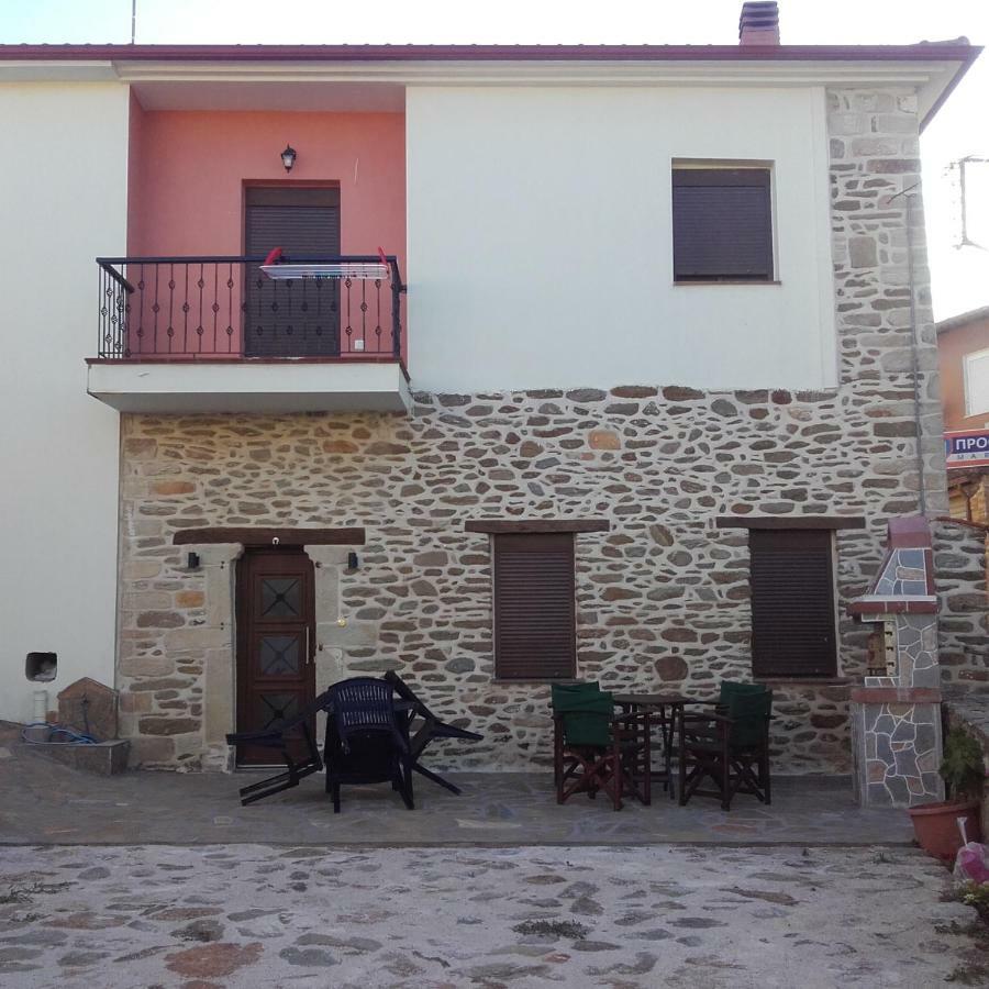 To Petrino Holidays House Metagkitsi 외부 사진